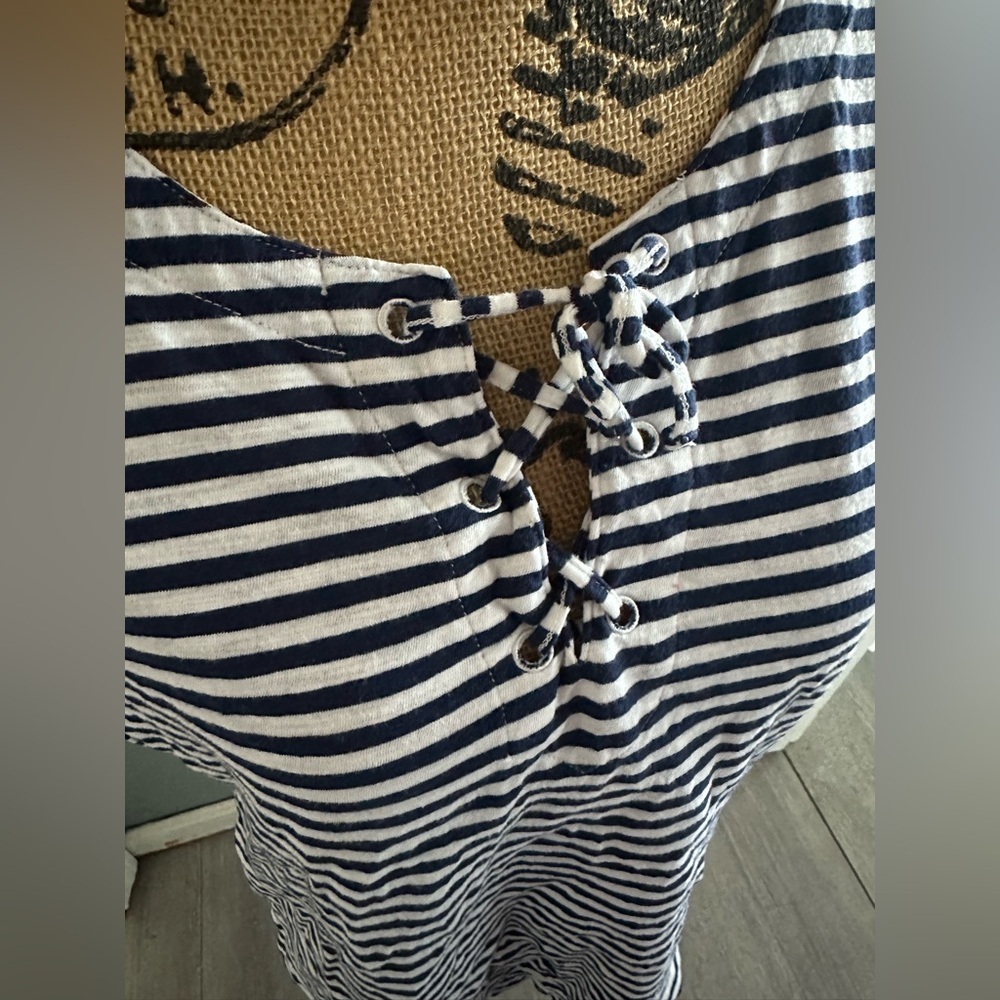 St. John’s Bay Navy/White Women’s Short-Sleeve Top. Size L. - Picture 3 of 4